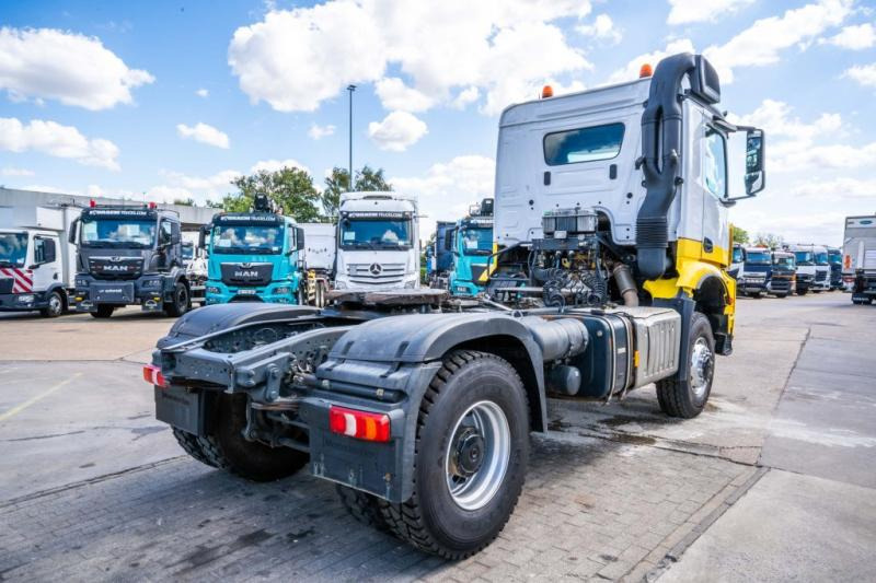 Mercedes AROCS 2045 AS (cardan) - Çekici: fotoğraf 4 Mercedes AROCS 2045 AS (cardan) - Çekici: fotoğraf 4