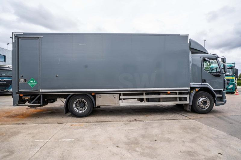 DAF LF 55.220(19 T-E6 )+DHOLLANDIA 2TON - Kapalı kasa kamyon: fotoğraf 3 DAF LF 55.220(19 T-E6 )+DHOLLANDIA 2TON - Kapalı kasa kamyon: fotoğraf 3