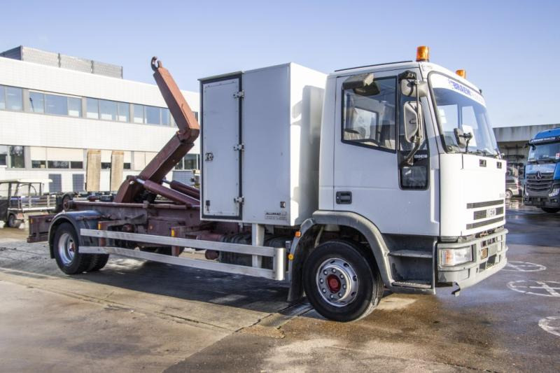 Iveco EUROCARGO 130E18 - Kancalı yükleyici kamyon: fotoğraf 2 Iveco EUROCARGO 130E18 - Kancalı yükleyici kamyon: fotoğraf 2