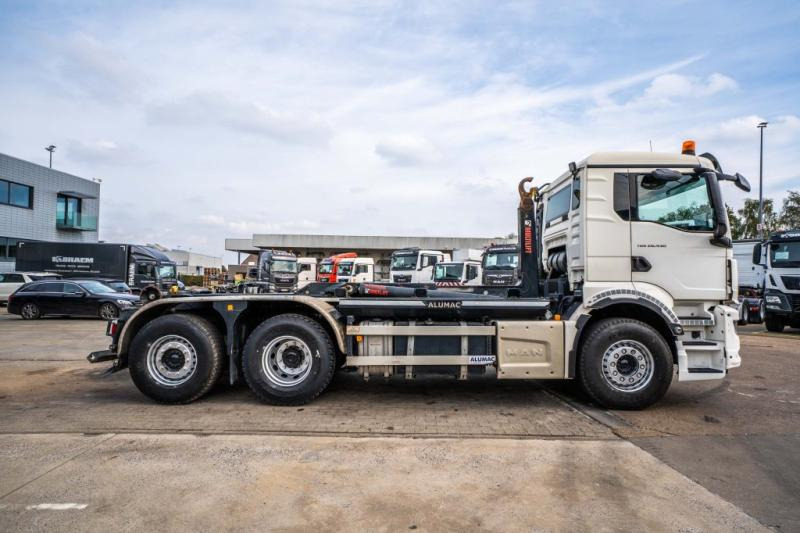 MAN TGS 26.430 6x2-4 BL - Kancalı yükleyici kamyon: fotoğraf 3 MAN TGS 26.430 6x2-4 BL - Kancalı yükleyici kamyon: fotoğraf 3