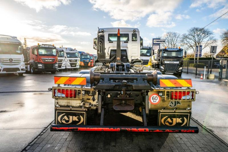 MAN TGS 33.470 BL - 64 456 KM - Kancalı yükleyici kamyon: fotoğraf 5 MAN TGS 33.470 BL - 64 456 KM - Kancalı yükleyici kamyon: fotoğraf 5