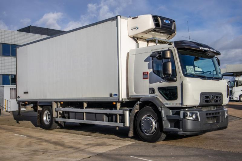 Renault D 330 -CARRIER SUPRA 850-Vlees/Meat/Viande/Fleisch - Refrijeratör kamyon: fotoğraf 3 Renault D 330 -CARRIER SUPRA 850-Vlees/Meat/Viande/Fleisch - Refrijeratör kamyon: fotoğraf 3
