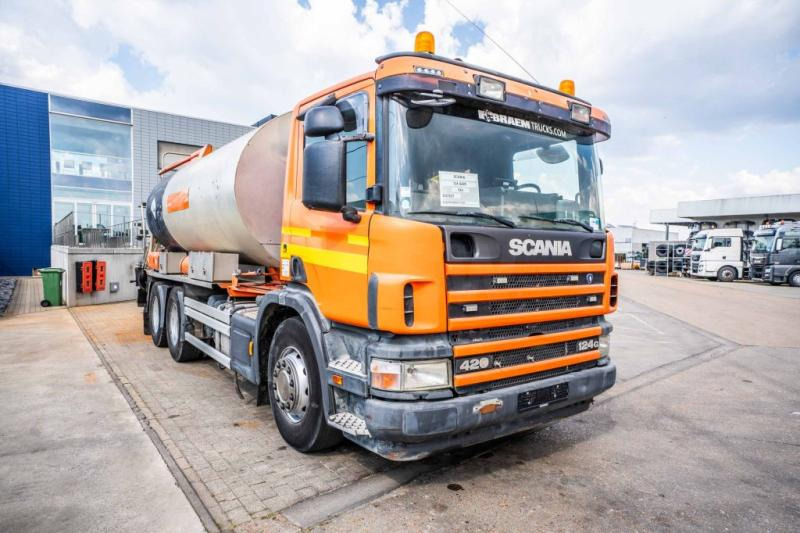Scania SCANIA 124G420-6x4/BITUMEN/ASFALT - Tanker kamyon: fotoğraf 2 Scania SCANIA 124G420-6x4/BITUMEN/ASFALT - Tanker kamyon: fotoğraf 2