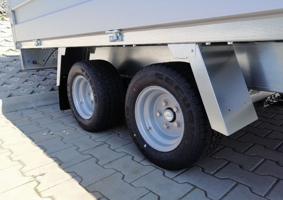 Besttrailers CONDOR III - Platform/ Açık kasa römork: fotoğraf 3 Besttrailers CONDOR III - Platform/ Açık kasa römork: fotoğraf 3