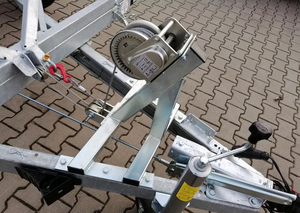 Besttrailers Przyczepa kablowa DMC 2700 kg K14" dwie osie - Kablo makarası taşıma römorku: fotoğraf 3 Besttrailers Przyczepa kablowa DMC 2700 kg K14" dwie osie - Kablo makarası taşıma römorku: fotoğraf 3