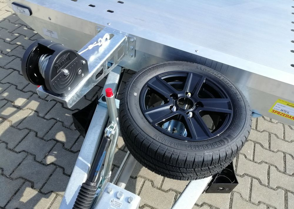 Besttrailers REBEL (Jupiter) - Araba taşıyıcı römork: fotoğraf 4 Besttrailers REBEL (Jupiter) - Araba taşıyıcı römork: fotoğraf 4