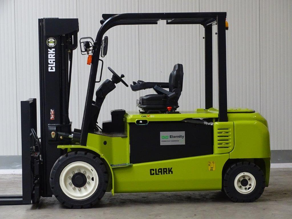 Clark GEX50 - Elektrikli forklift: fotoğraf 3 Clark GEX50 - Elektrikli forklift: fotoğraf 3