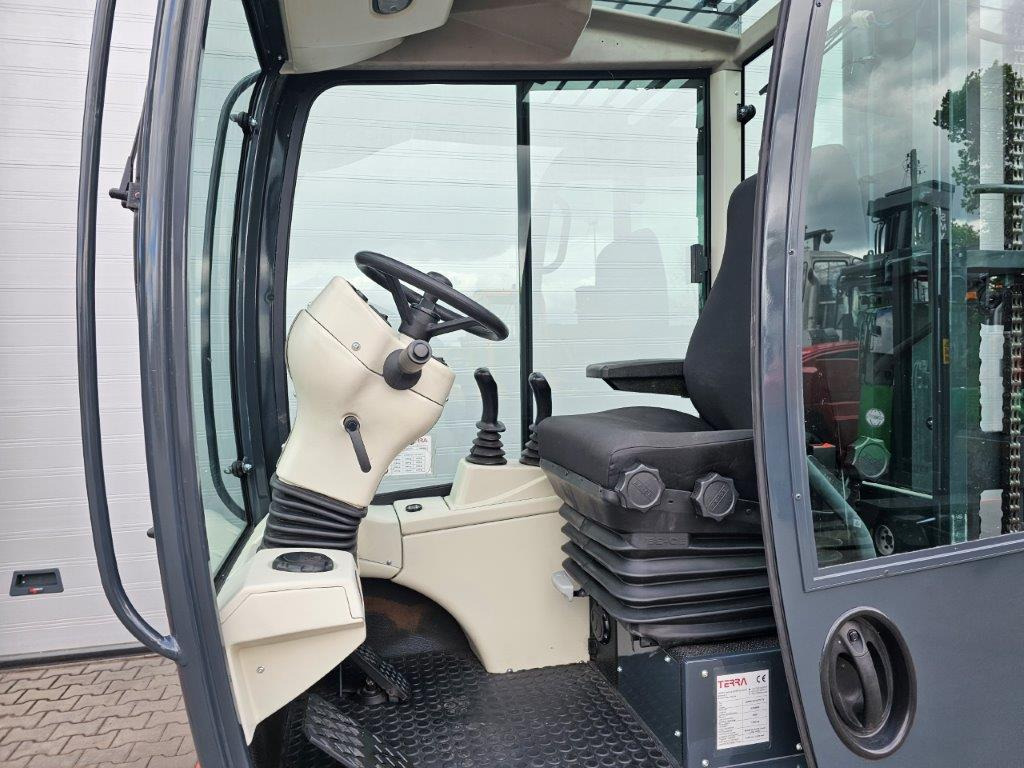 Dört yönlü forkliftler Jumbo JGQN 50 - TRIPLEX - GAS: fotoğraf 6