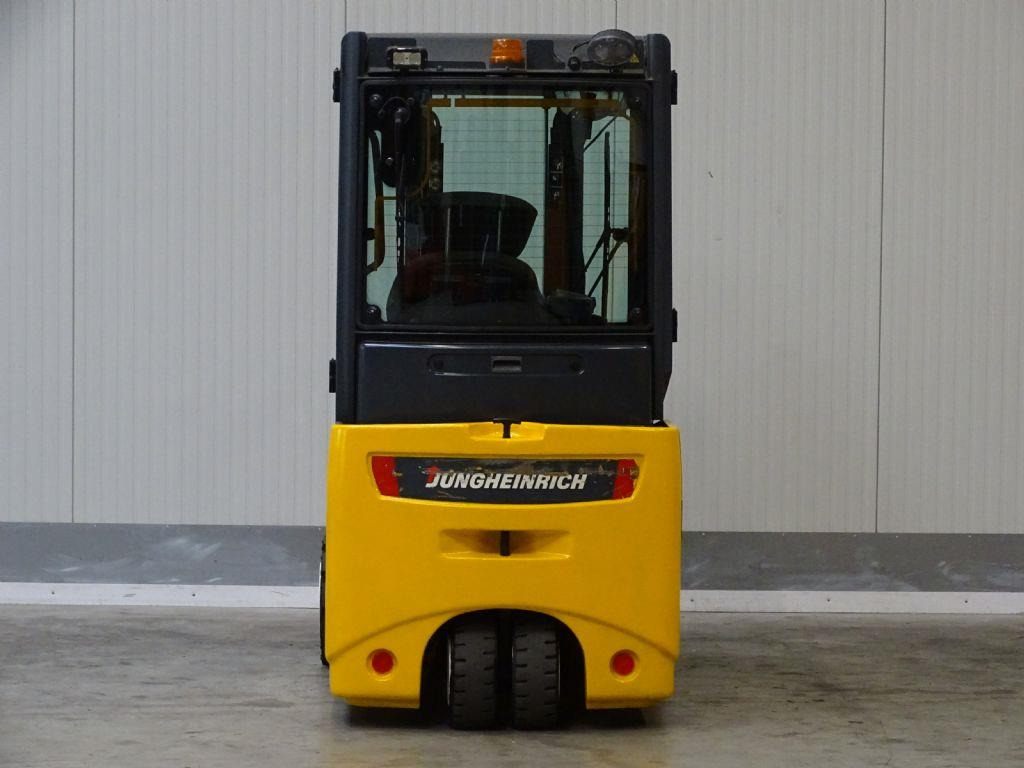 Jungheinrich EFG220 - Elektrikli forklift: fotoğraf 3 Jungheinrich EFG220 - Elektrikli forklift: fotoğraf 3