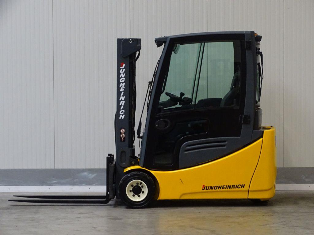 Jungheinrich EFG220 - Elektrikli forklift: fotoğraf 1 Jungheinrich EFG220 - Elektrikli forklift: fotoğraf 1