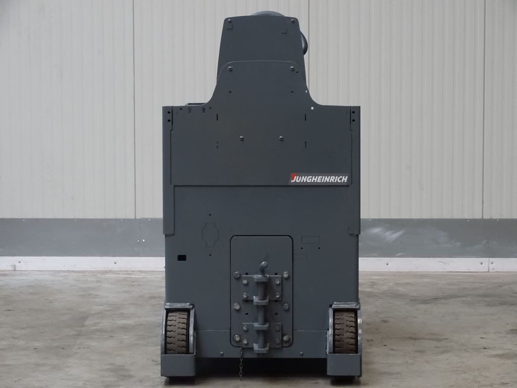 Jungheinrich EZS C40 - Akülü çekici: fotoğraf 4 Jungheinrich EZS C40 - Akülü çekici: fotoğraf 4