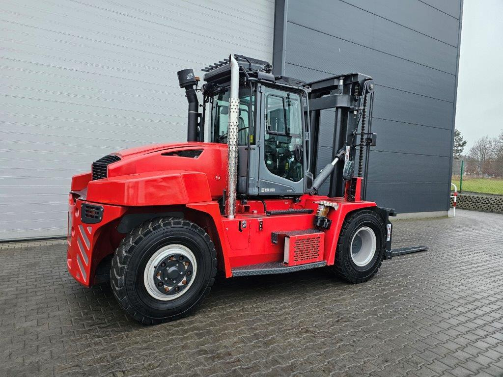 Kalmar DCG120-6 - Dizel forklift: fotoğraf 3 Kalmar DCG120-6 - Dizel forklift: fotoğraf 3