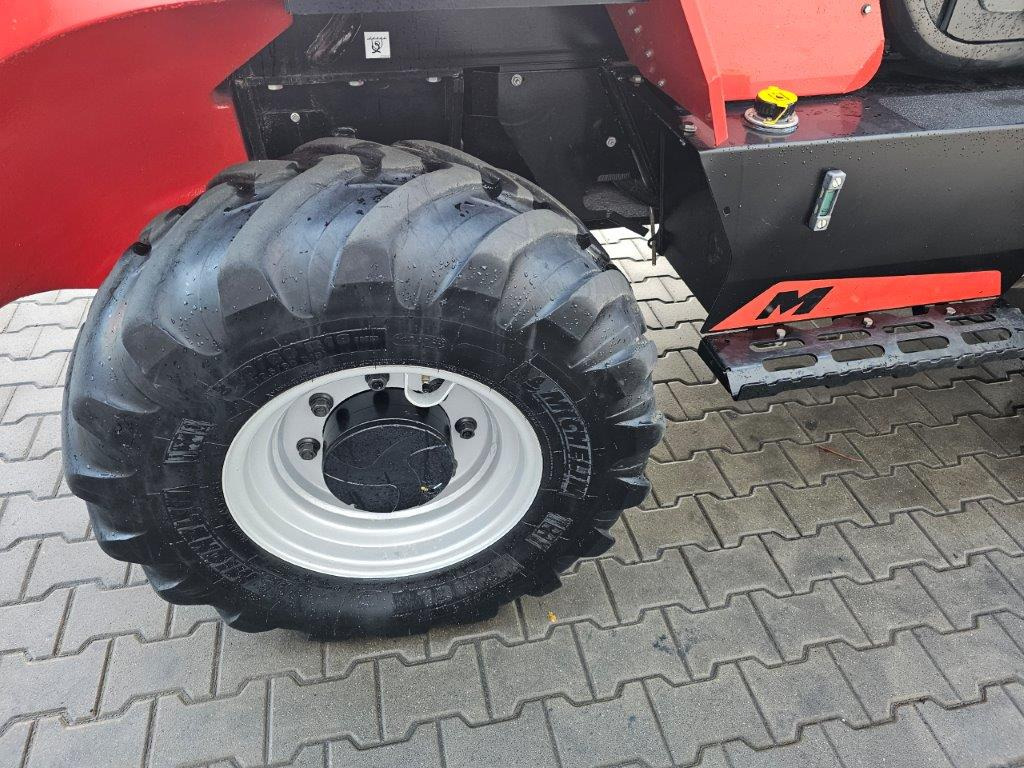 Manitou M50-4D - TRIPLEX- 4x4 - Arazi tipi forklift: fotoğraf 2 Manitou M50-4D - TRIPLEX- 4x4 - Arazi tipi forklift: fotoğraf 2
