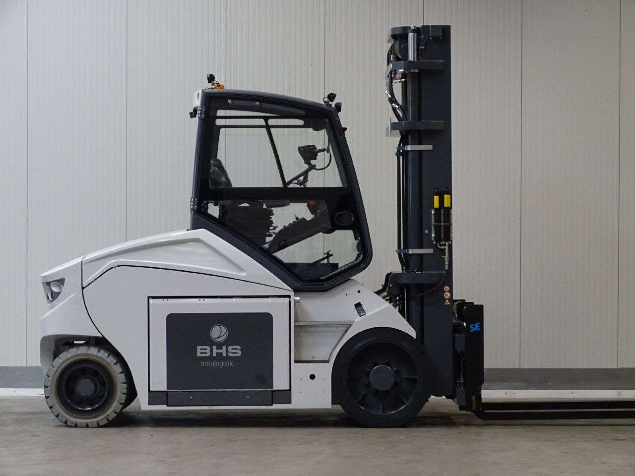 Montini MR10 - Li-ION - TRIPLEX - DEMO - Elektrikli forklift: fotoğraf 4 Montini MR10 - Li-ION - TRIPLEX - DEMO - Elektrikli forklift: fotoğraf 4