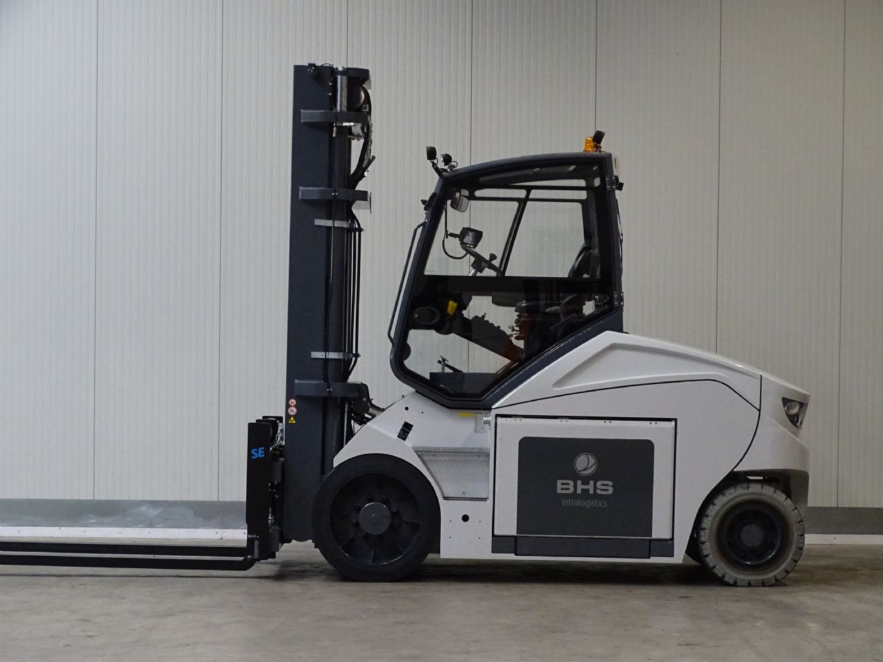 Montini MR10 - Li-ION - TRIPLEX - DEMO - Elektrikli forklift: fotoğraf 5 Montini MR10 - Li-ION - TRIPLEX - DEMO - Elektrikli forklift: fotoğraf 5