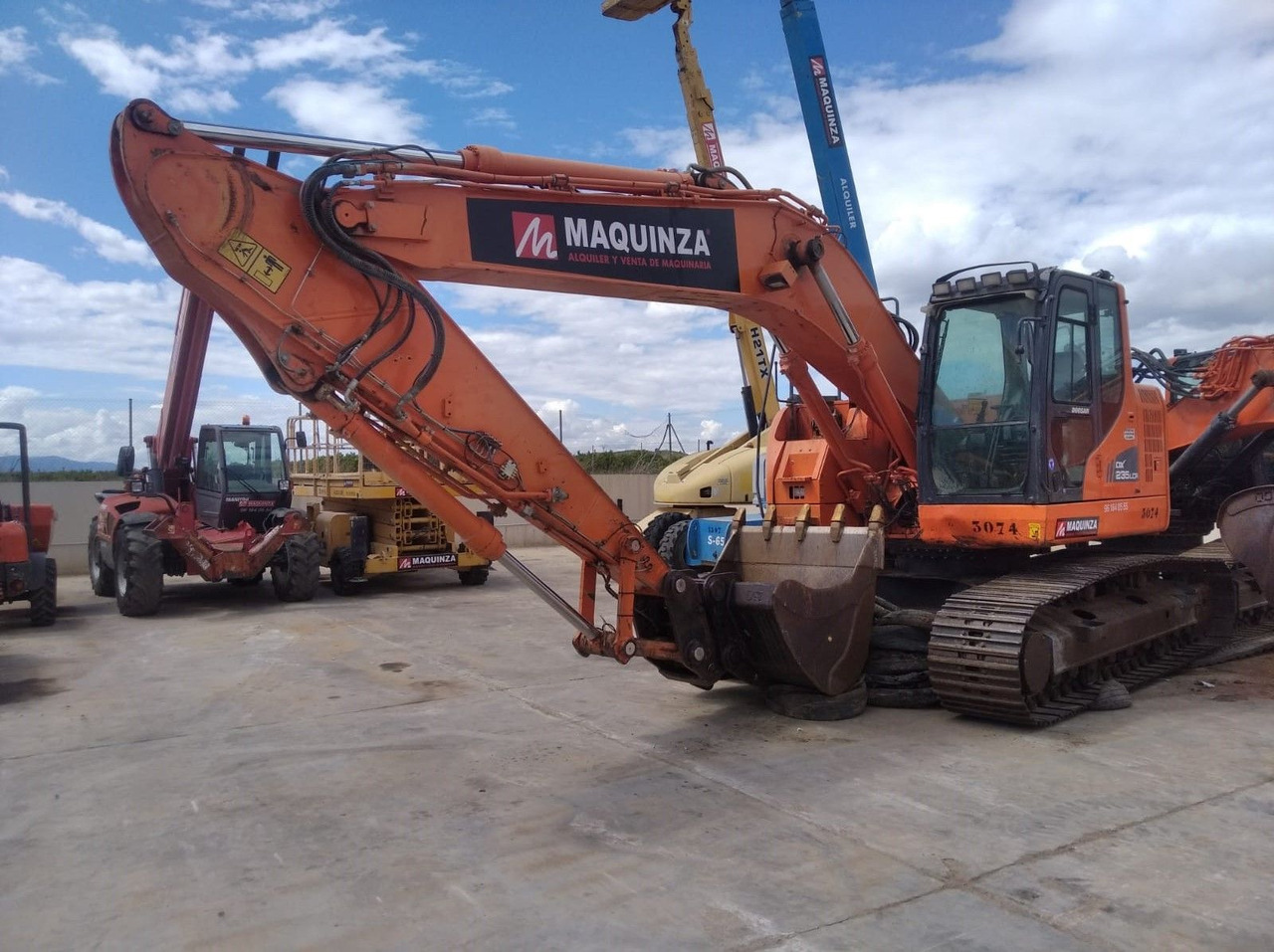 DOOSAN DX235LCR - Paletli ekskavatör: fotoğraf 1 DOOSAN DX235LCR - Paletli ekskavatör: fotoğraf 1
