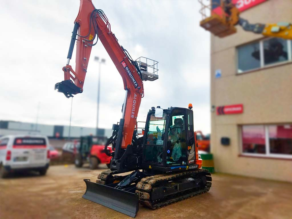 HITACHI ZX85USB-6 - Mini ekskavatör: fotoğraf 4 HITACHI ZX85USB-6 - Mini ekskavatör: fotoğraf 4