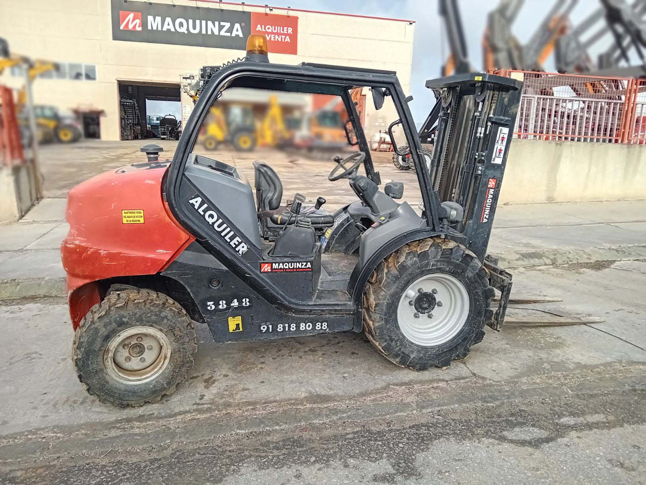 MANITOU MC18.4 D - Dizel forklift: fotoğraf 3 MANITOU MC18.4 D - Dizel forklift: fotoğraf 3