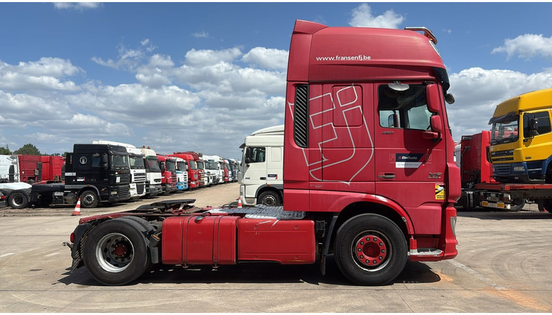 DAF XF 460 (BELGIAN TRUCK / RETARDER / EURO 6 / STANDKLIMA / 2 TANKS / FULL SPOILERS) - Çekici: fotoğraf 4 DAF XF 460 (BELGIAN TRUCK / RETARDER / EURO 6 / STANDKLIMA / 2 TANKS / FULL SPOILERS) - Çekici: fotoğraf 4
