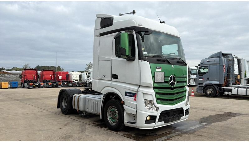 Mercedes-Benz Actros 1845 (GOOD CONDITION / PARFAIT ETAT / AIRCO / MP4) - Çekici: fotoğraf 2 Mercedes-Benz Actros 1845 (GOOD CONDITION / PARFAIT ETAT / AIRCO / MP4) - Çekici: fotoğraf 2