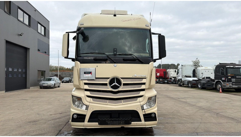 Mercedes-Benz Actros 1845 (PERFECT CONDITION / EURO 5) - Çekici: fotoğraf 3 Mercedes-Benz Actros 1845 (PERFECT CONDITION / EURO 5) - Çekici: fotoğraf 3