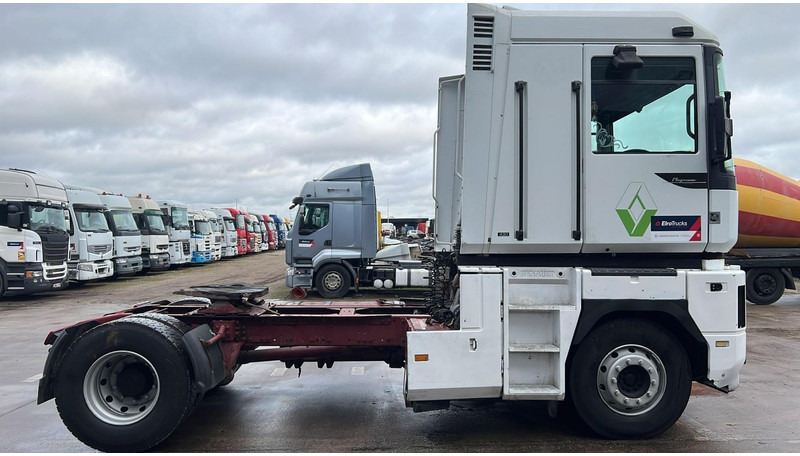 Renault Magnum 430 (BOITE MANUELLE / MANUAL GEARBOX / POMPE MANUELLE / MANUAL PUMP) - Çekici: fotoğraf 4 Renault Magnum 430 (BOITE MANUELLE / MANUAL GEARBOX / POMPE MANUELLE / MANUAL PUMP) - Çekici: fotoğraf 4