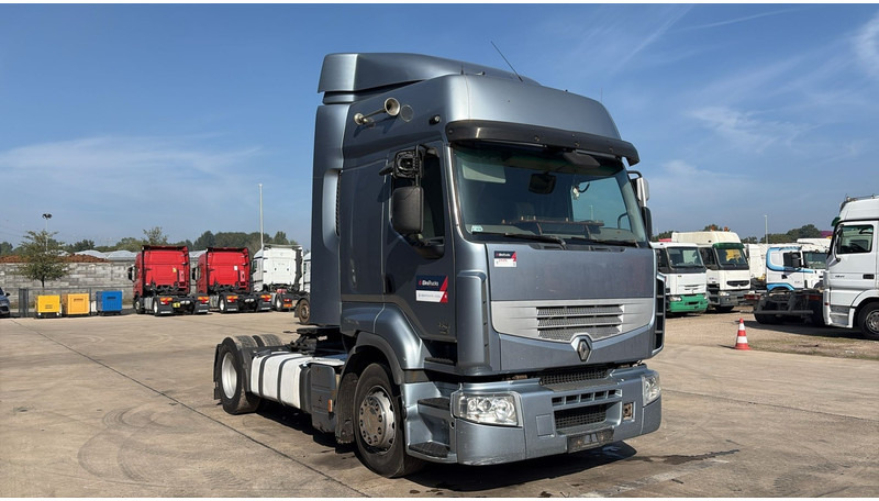 Renault Premium 450 DXI (BOITE MANUELLE / MANUAL GEARBOX) - Çekici: fotoğraf 2 Renault Premium 450 DXI (BOITE MANUELLE / MANUAL GEARBOX) - Çekici: fotoğraf 2