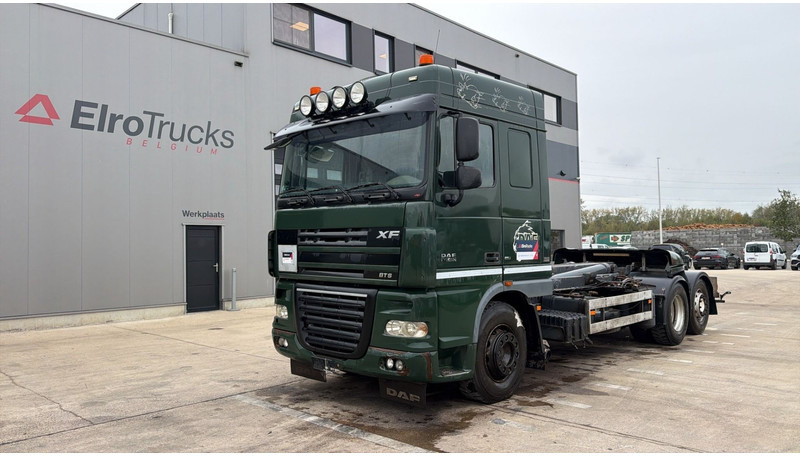 DAF 105 XF 460 (6X2 / AIRCO / GOOD CONDITION / BONNE ETAT) - Şasi kamyon: fotoğraf 1 DAF 105 XF 460 (6X2 / AIRCO / GOOD CONDITION / BONNE ETAT) - Şasi kamyon: fotoğraf 1