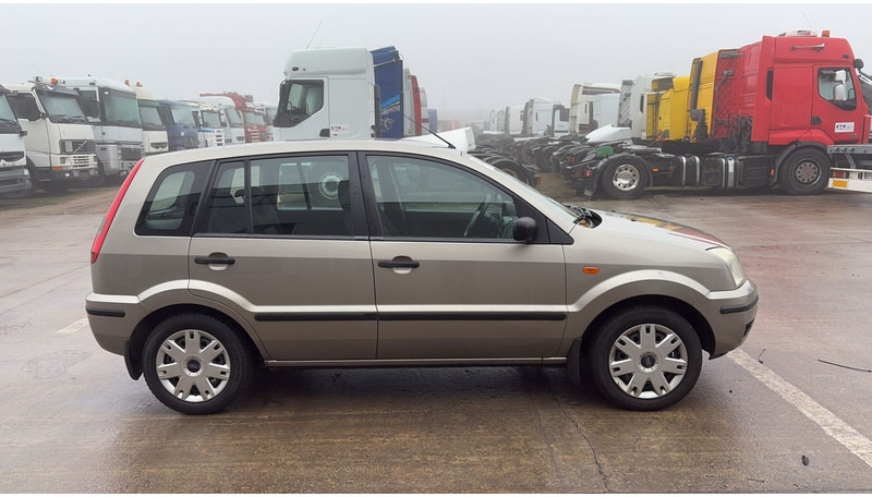 Ford Fusion 1.4 TDCI (BELGIAN CAR) - Hatchback: fotoğraf 4 Ford Fusion 1.4 TDCI (BELGIAN CAR) - Hatchback: fotoğraf 4