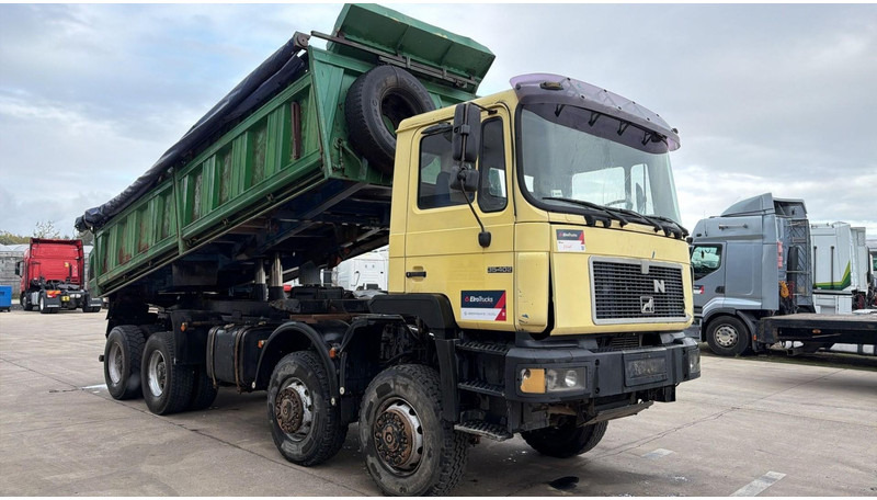 MAN 35.402 (8X8 / BIG AXLES / GRAND PONT / LAMES / STEEL SUSP. / 6 CYLINDER) - Damperli kamyon: fotoğraf 3 MAN 35.402 (8X8 / BIG AXLES / GRAND PONT / LAMES / STEEL SUSP. / 6 CYLINDER) - Damperli kamyon: fotoğraf 3