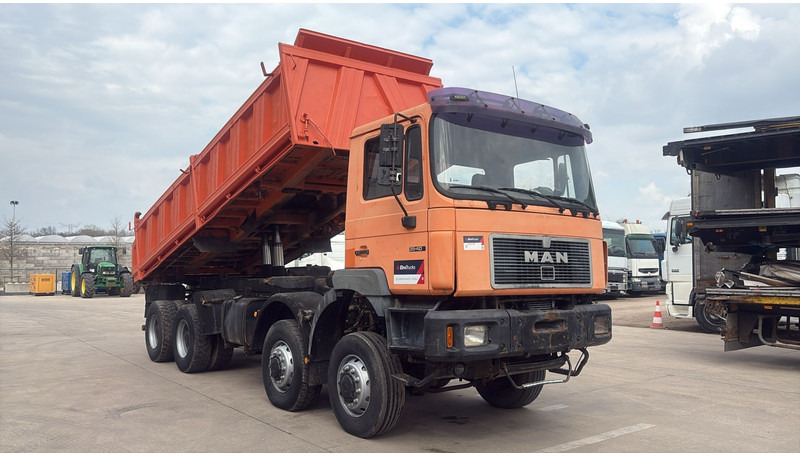 MAN 35.403 (8X6 / 3 PONTS / LAMES / GRAND PONT / 6 CYLINDER / STEEL SUSP.) - Damperli kamyon: fotoğraf 5 MAN 35.403 (8X6 / 3 PONTS / LAMES / GRAND PONT / 6 CYLINDER / STEEL SUSP.) - Damperli kamyon: fotoğraf 5