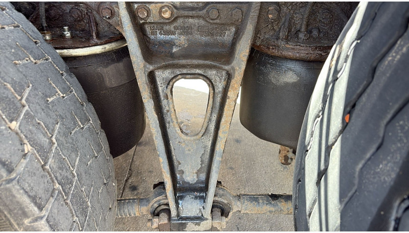 Şasi kamyon MAN TGA 28.480 (MANUAL PUMP / POMPE MANUELLE / BOITE MANUAL / MANUAL GEARBOX): fotoğraf 14