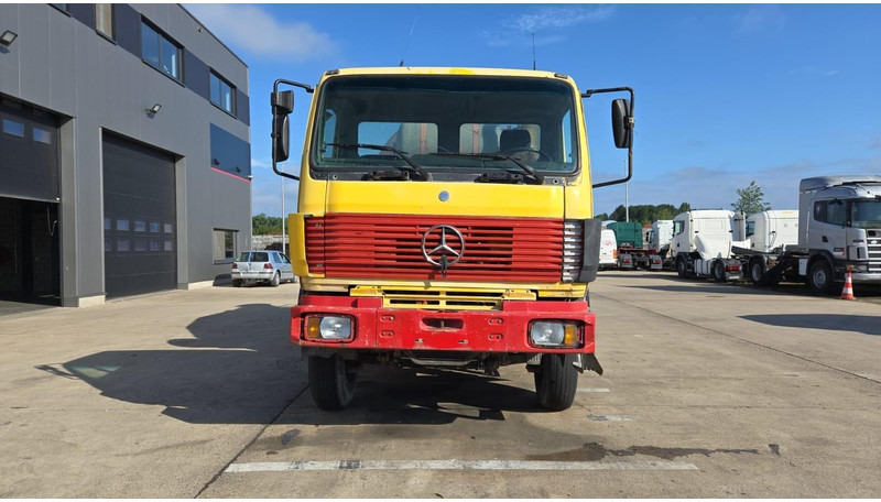 Mercedes-Benz SK 2527 (MALAXEUR / MIXER / POSSIBLE COMME CHASSIS / 6X4 / LAMES / GRAND PONT) - Transmikser: fotoğraf 2 Mercedes-Benz SK 2527 (MALAXEUR / MIXER / POSSIBLE COMME CHASSIS / 6X4 / LAMES / GRAND PONT) - Transmikser: fotoğraf 2