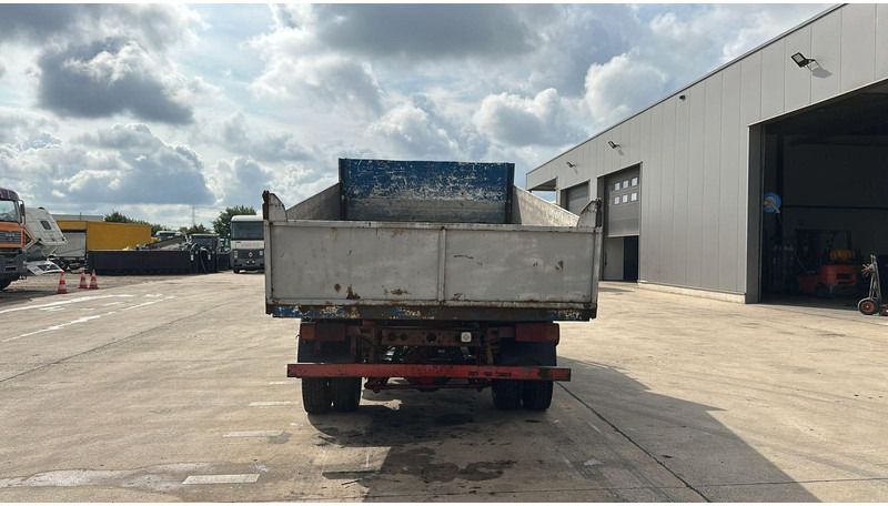 Mercedes-Benz SK 809 (POMPE MANUELLE / MANUAL PUMP / HELPER / AUXILAIRY / SPER / STEEL SUSP.) - Damperli kamyon: fotoğraf 5 Mercedes-Benz SK 809 (POMPE MANUELLE / MANUAL PUMP / HELPER / AUXILAIRY / SPER / STEEL SUSP.) - Damperli kamyon: fotoğraf 5