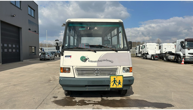 Mercedes-Benz Vario 614 (BELGIAN BUS / MANUAL PUMP / POMPE MANUELLE / BOITE MANUELLE / LAMES) - Şehir otobüsü: fotoğraf 2 Mercedes-Benz Vario 614 (BELGIAN BUS / MANUAL PUMP / POMPE MANUELLE / BOITE MANUELLE / LAMES) - Şehir otobüsü: fotoğraf 2