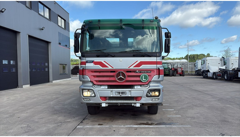 Mercedes-Benz actros 3241 (8X4 / LAMES / GRAND PONT / GRAND BENNE / 3 PONTS / TRES BONNE ETAT) - Damperli kamyon: fotoğraf 2 Mercedes-Benz actros 3241 (8X4 / LAMES / GRAND PONT / GRAND BENNE / 3 PONTS / TRES BONNE ETAT) - Damperli kamyon: fotoğraf 2
