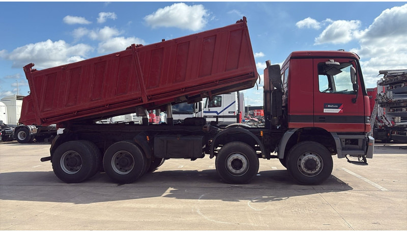 Mercedes-Benz actros 4140 (EPS / 8X6 / LAMES / GRAND PONT / GRAND BENNE / 3 PONTS / TRES BONNE ETAT) - Damperli kamyon: fotoğraf 4 Mercedes-Benz actros 4140 (EPS / 8X6 / LAMES / GRAND PONT / GRAND BENNE / 3 PONTS / TRES BONNE ETAT) - Damperli kamyon: fotoğraf 4