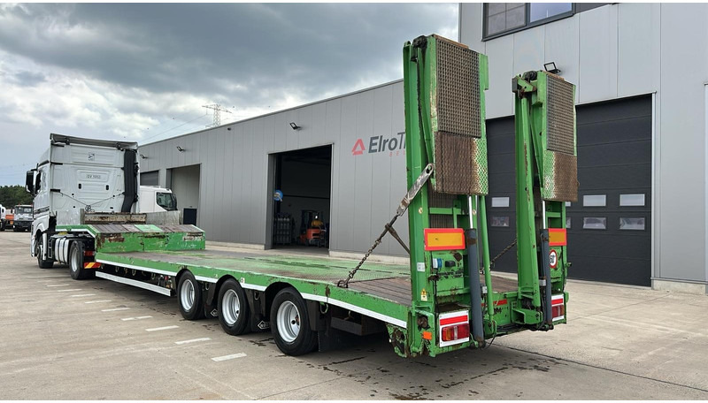 Nooteboom OSDB-45 VV (48 + 60 TONS /BE TRAILER / NALOOPAS / FOLLOW AXLE / NEW HYDRO PUMP / 4M HYDRAULIC RAMPS) - Alçak çerçeveli platform dorse: fotoğraf 4 Nooteboom OSDB-45 VV (48 + 60 TONS /BE TRAILER / NALOOPAS / FOLLOW AXLE / NEW HYDRO PUMP / 4M HYDRAULIC RAMPS) - Alçak çerçeveli platform dorse: fotoğraf 4