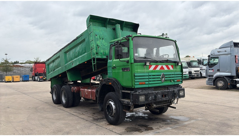Renault G 300 MAXTER (GRAND PONT / POMPE MANUELLE / 6X4) - Damperli kamyon: fotoğraf 3 Renault G 300 MAXTER (GRAND PONT / POMPE MANUELLE / 6X4) - Damperli kamyon: fotoğraf 3