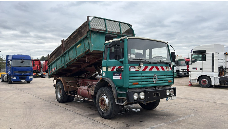 Renault G 300 Manager (LAMES / STEEL SUSP. / GRAND PONT / POMPE MANUELLE) - Damperli kamyon: fotoğraf 3 Renault G 300 Manager (LAMES / STEEL SUSP. / GRAND PONT / POMPE MANUELLE) - Damperli kamyon: fotoğraf 3