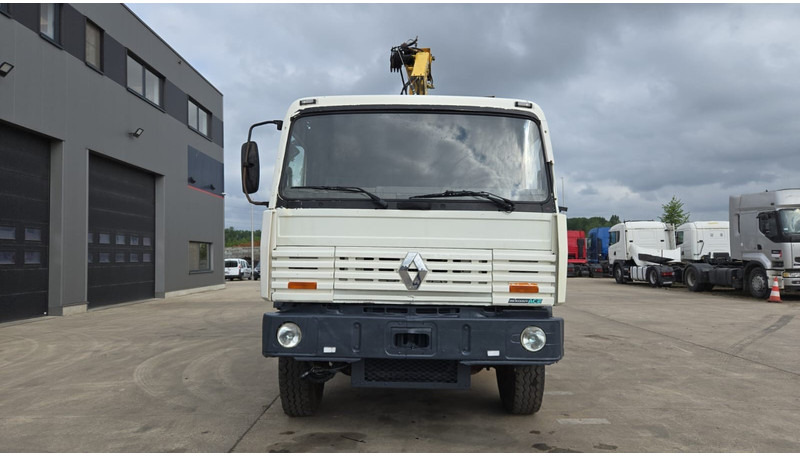 Renault G 300 Manager (POMPE MANUELLE / GRUE COPMA 90.2 / LAMES / 6X4 / GRAND PONT) - Damperli kamyon, Vinçli kamyon: fotoğraf 2 Renault G 300 Manager (POMPE MANUELLE / GRUE COPMA 90.2 / LAMES / 6X4 / GRAND PONT) - Damperli kamyon, Vinçli kamyon: fotoğraf 2