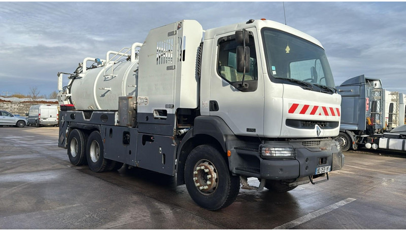 Renault Kerax 370 (10970L / CAMION FRANCAIS / VIDANGEUR / 6X4 / LAMES / GRAND PONT) - Vidanjör: fotoğraf 2 Renault Kerax 370 (10970L / CAMION FRANCAIS / VIDANGEUR / 6X4 / LAMES / GRAND PONT) - Vidanjör: fotoğraf 2