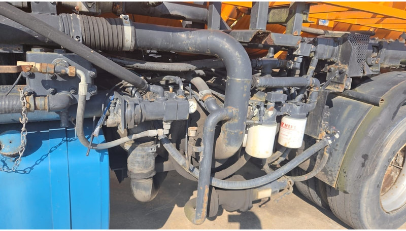 Vidanjör Volvo FL 10 - 320 (10500L + 1500L / 10 TYRES FULL STEEL / HIGH PRESSURE + VACUUM / POMPE MANUELLE / MANUAL PUMP): fotoğraf 13