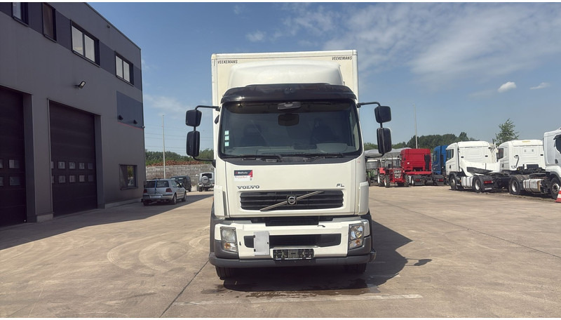 Volvo FL 260 (LIFT 2000 KG / PERFECT BELGIAN TRUCK / 18 TON / EURO 5) - Kapalı kasa kamyon: fotoğraf 2 Volvo FL 260 (LIFT 2000 KG / PERFECT BELGIAN TRUCK / 18 TON / EURO 5) - Kapalı kasa kamyon: fotoğraf 2