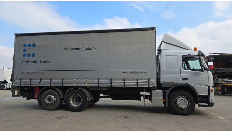 Volvo FM 400 (BELGIAN TRUCK / TECHNICAL TOP CONDITION !! / 6X2 / LIFT / EURO 5) - Tenteli kamyon: fotoğraf 4 Volvo FM 400 (BELGIAN TRUCK / TECHNICAL TOP CONDITION !! / 6X2 / LIFT / EURO 5) - Tenteli kamyon: fotoğraf 4