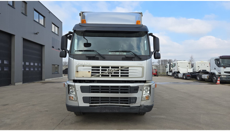 Volvo FM 400 (BELGIAN TRUCK / TECHNICAL TOP CONDITION !! / 6X2 / LIFT / EURO 5) - Tenteli kamyon: fotoğraf 2 Volvo FM 400 (BELGIAN TRUCK / TECHNICAL TOP CONDITION !! / 6X2 / LIFT / EURO 5) - Tenteli kamyon: fotoğraf 2