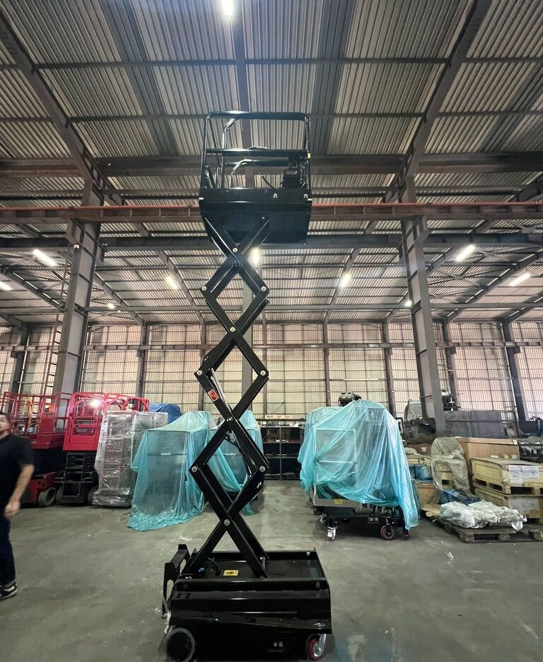 GALEN 4+2m Scissor Lift - Makasli platform: fotoğraf 2 GALEN 4+2m Scissor Lift - Makasli platform: fotoğraf 2