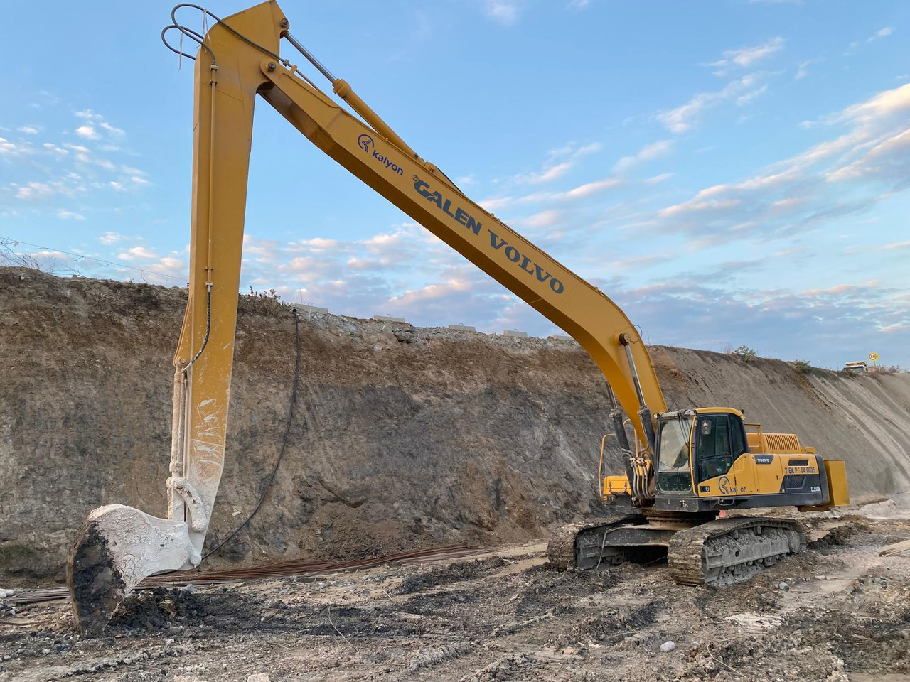 HITACHI ZX670 Long Reach Boom-Arm Manufacturing - Paletli ekskavatör: fotoğraf 3 HITACHI ZX670 Long Reach Boom-Arm Manufacturing - Paletli ekskavatör: fotoğraf 3