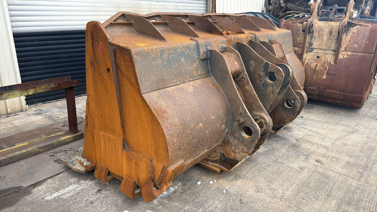 KOMATSU WA500 Loading Bucket - Yükleyici kovası: fotoğraf 2 KOMATSU WA500 Loading Bucket - Yükleyici kovası: fotoğraf 2