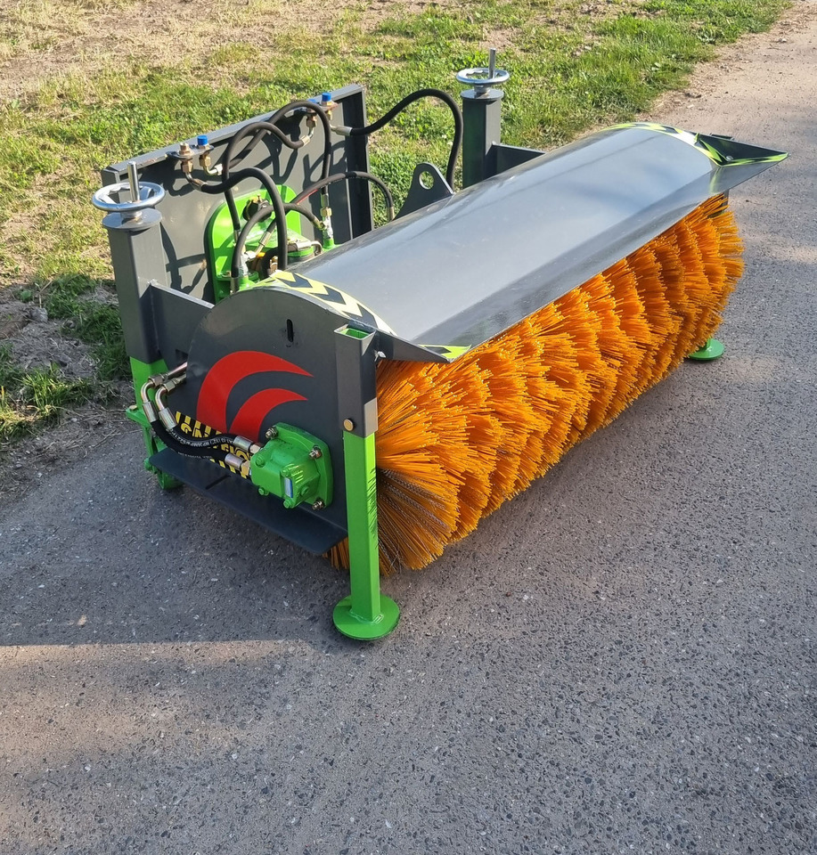 Rolbezem 1,30m nylon/staal hydraulisch - Yol süpürme fırça - Yükleyici: fotoğraf 4 Rolbezem 1,30m nylon/staal hydraulisch - Yol süpürme fırça - Yükleyici: fotoğraf 4
